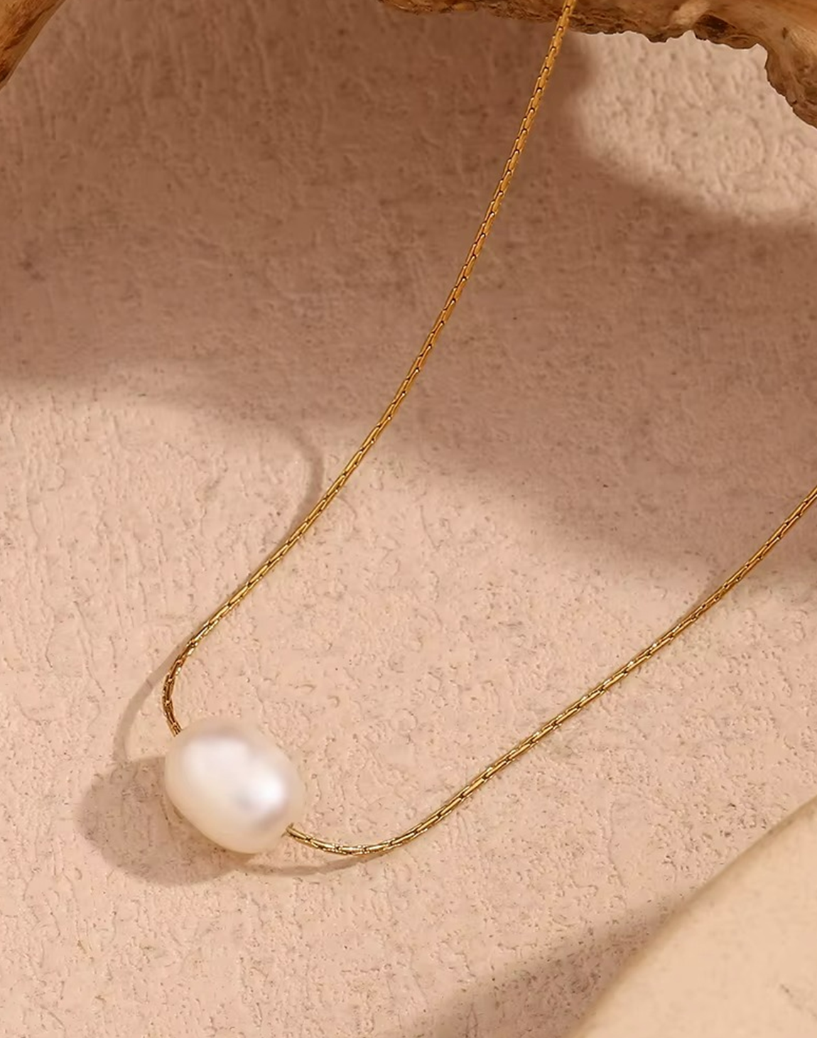 Collar Naomi Con Perla Para Mujer Bañado en Oro