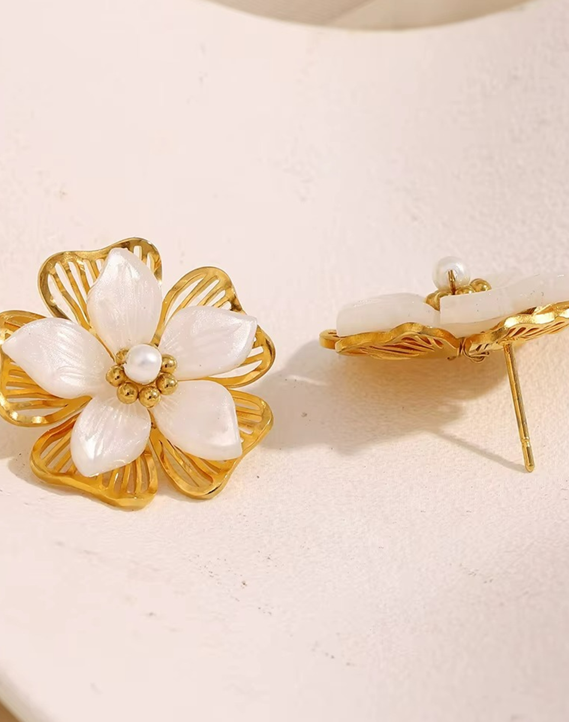 Arete Lumbre Para Mujer Bañado en Oro