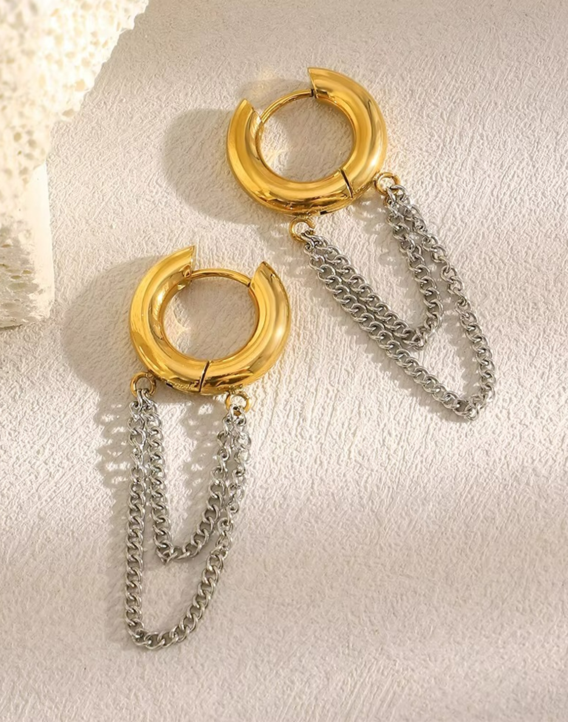 Arete Paloma Mixto Para Mujer Bañado en Oro