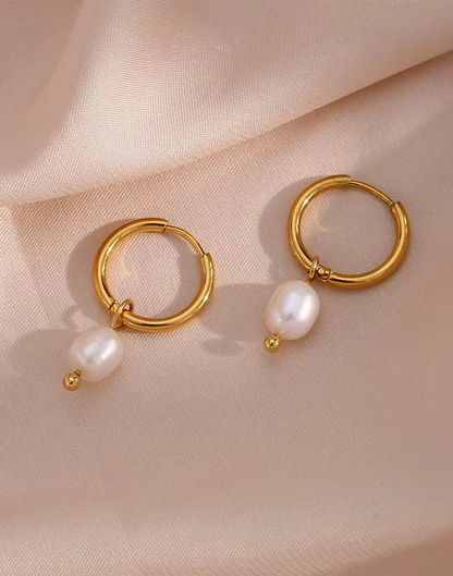 Arete Oliva Con Perla Para Mujer Bañado en Oro
