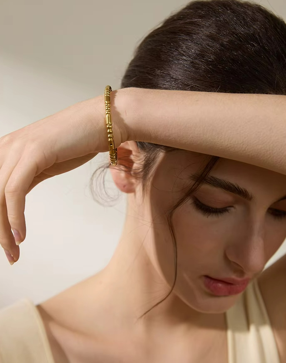 Pulsera Rosal Para Mujer Bañada en Oro