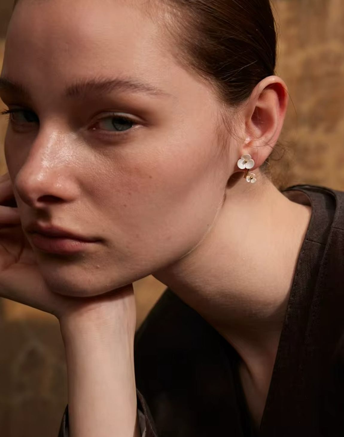 Aretes Marea Para Mujer Bañados en Oro de 18k