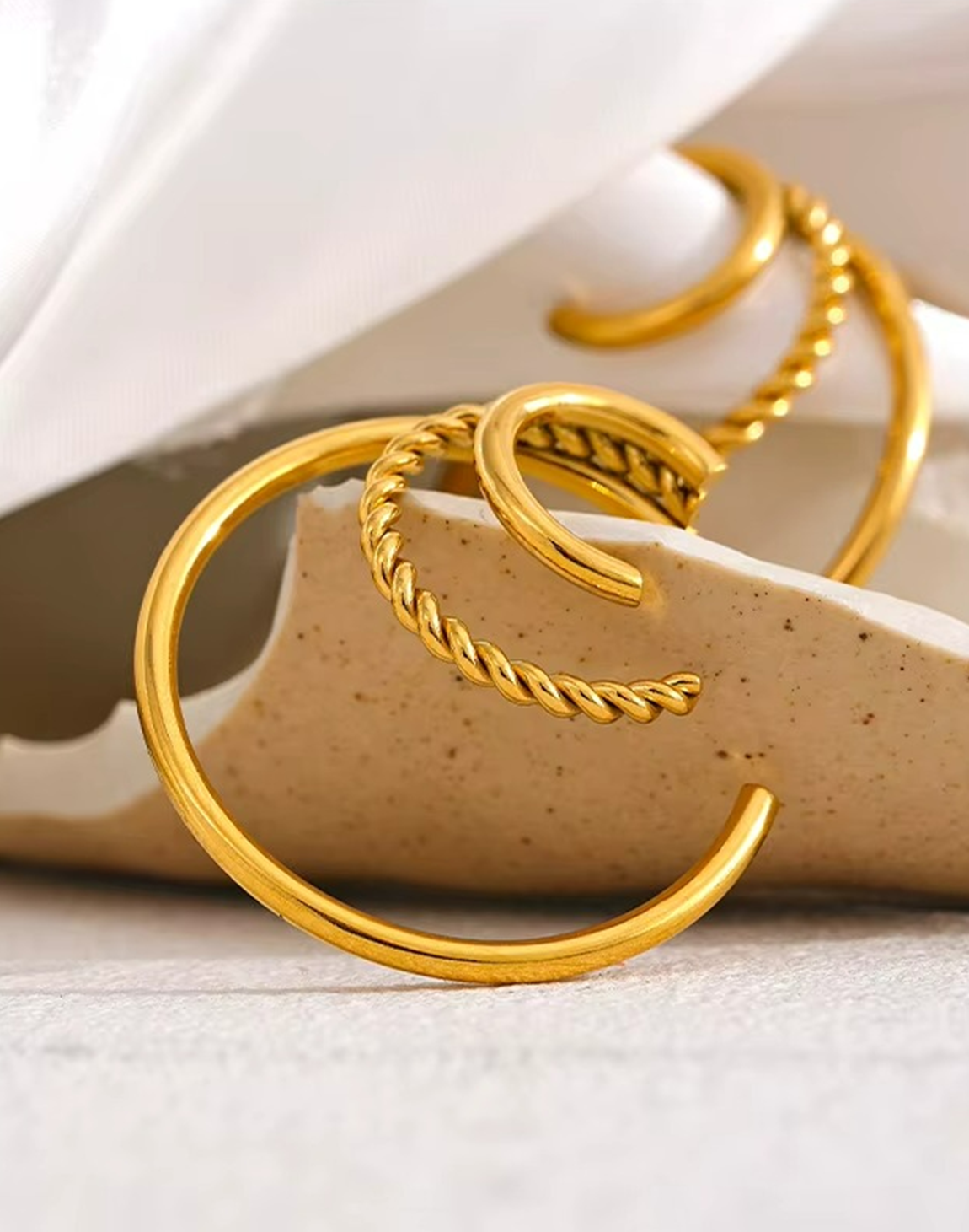 Aretes Aura de Argolla Para Mujer Bañados en Oro de 18k