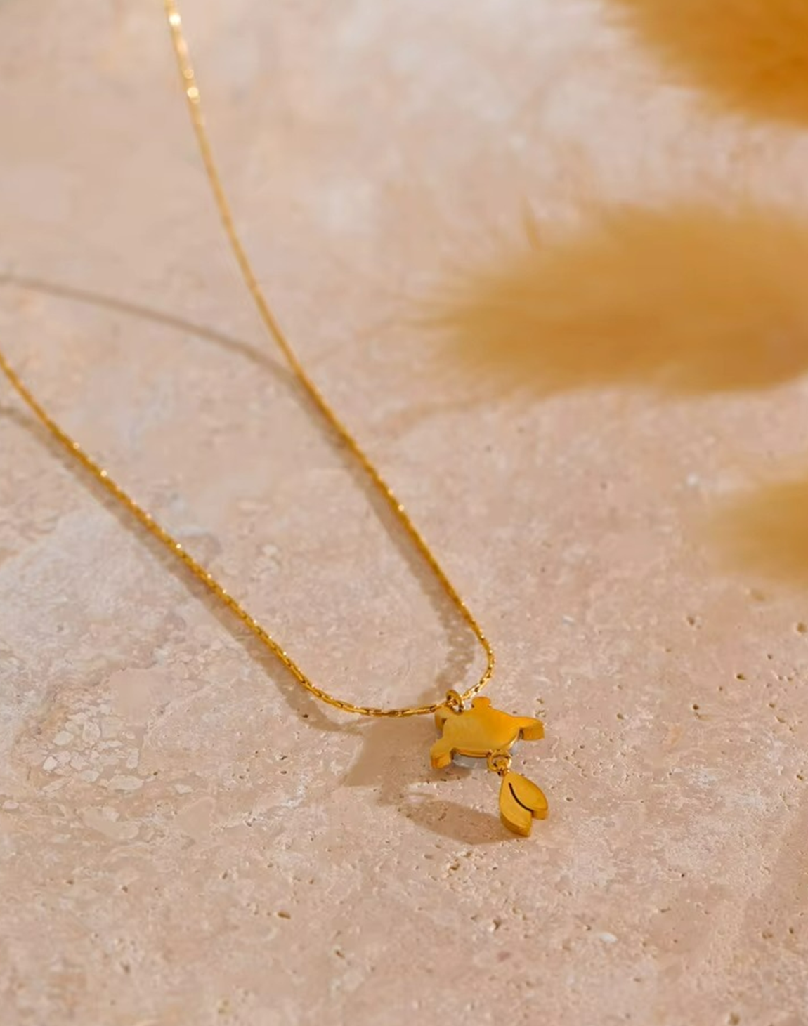 Collar Dalia Para Mujer Bañados en Oro